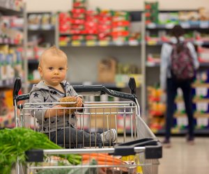 Wegen Corona: Ist Einkaufen mit Kind jetzt verboten?