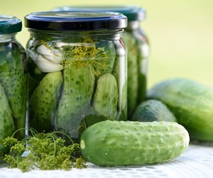 Fermentieren leicht gemacht: Mit diesen Tipps gelingt dir die perfekte Gurke