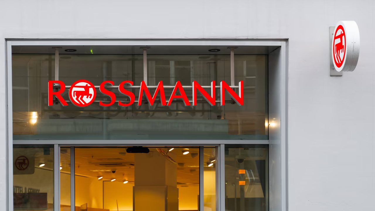 Schnapp dir bei Rossmann den Ordnungshelfer fürs Badezimmer.