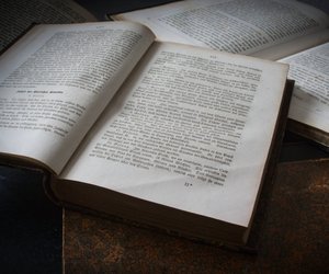 Pflichtlektüre im Deutsch-Abi: Wie viele dieser klassischen Werke kennst du?