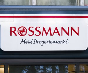 Festliche Freude: Entdecke die Nikolaus-Stiefel-Bestecktaschen bei Rossmann