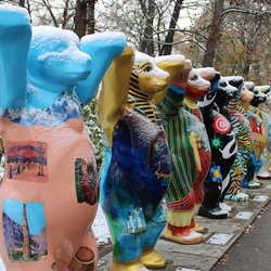 Von Schlittenfahrt bis Museum: Berlins aufregendste Familienaktionen, die im Winter Spaß machen