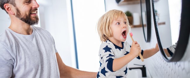 Vom Make Up bis zum Waschmittel: So wird euer Badezimmer plastikfrei
