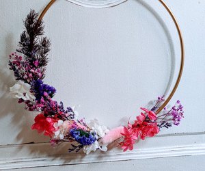 Flower Hoop: 3 einfache Anleitungen für hübsche Blumenkränze