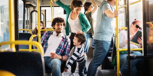 Aus diesem einen Grund soll das Deutschlandticket 2024 teurer werden