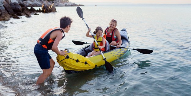 Schlauchboot-Test: 5 Top-Modelle für sicheren Paddel-Spaß