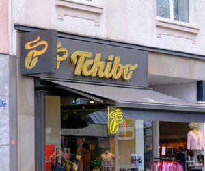Kreativer Spielspaß: Diese Holz-Spielküche von Tchibo begeistert Groß und Klein
