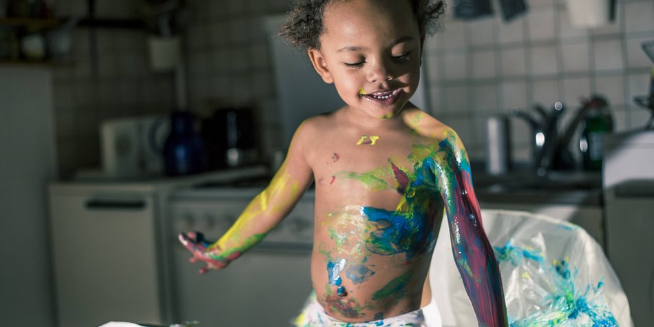 Fingerfarben selbst gemacht: 6 Ideen für sicheren Malspaß für Babys und Kleinkinder