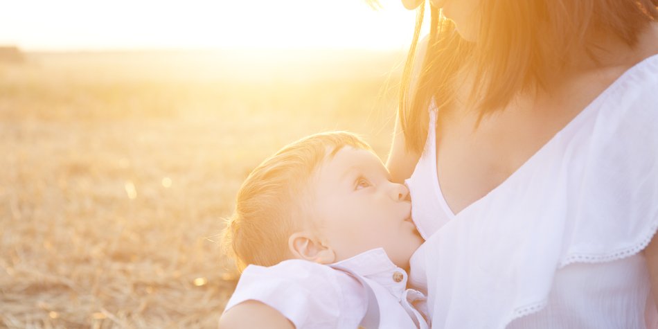 5 erstaunliche Fakten, die zeigen, was Muttermilch alles kann