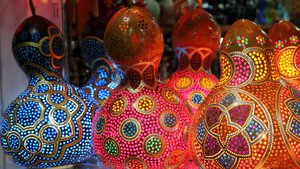 Orientalisch dekorieren: Wunderschöne Ideen, die euer Zuhause luxuriös aussehen lassen