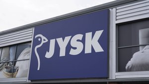 Draußen spielen, drinnen chillen: Dieser 65€-Teppich von JYSK kann beides