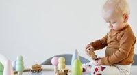 28 lustige Spielideen für Babys: Mit dem Baby spielen ist die beste Förderung!