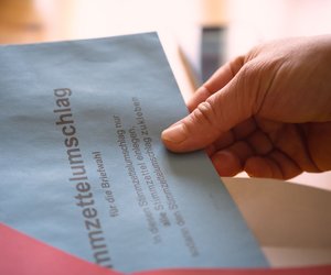 Europawahl 2024: Warum Eltern jetzt die Briefwahl beantragen sollten