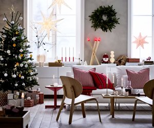 Mit diesem genialen IKEA-Hack kreiert ihr im Nu einen minimalistischen Adventskranz – ohne zu basteln