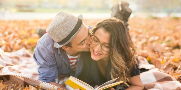 21 Liebesromane, die dein Herz höher schlagen lassen