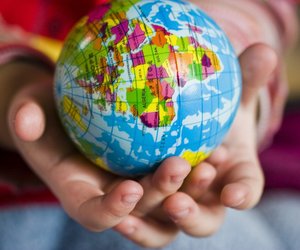 Wie alt ist die Erde? Für Kinder erklärt