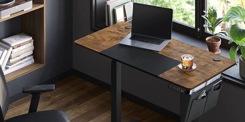 Amazon verkauft elektrisch höhenverstellbaren Schreibtisch zum Sparpreis