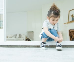 Schuhe binden: Wie lernen Kinder Schuhe zu schnüren?