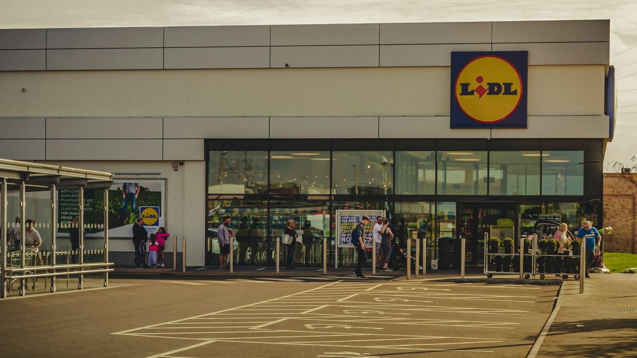 Mit diesem günstigen Produkt von Lidl wird es im Herbst richtig gemütlich.