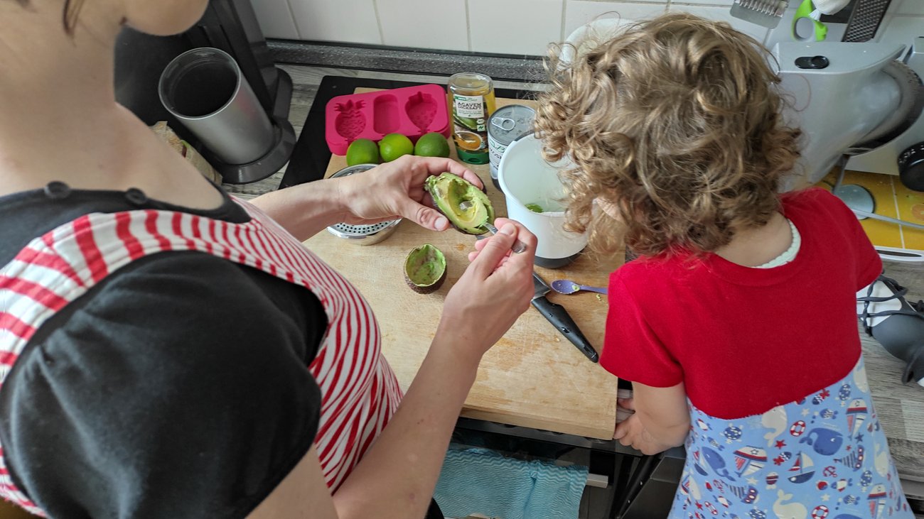 Avocado Limetten Eis Rezept Zutaten Avocado Limetten Eis Rezept Zutaten