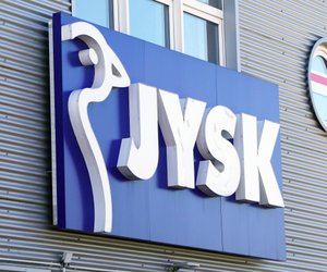 Praktisches Badaccessoire: Der Seegras-Toilettenpapierhalter von Jysk ist total beliebt