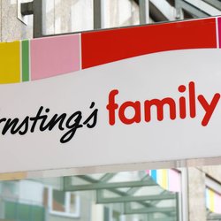 Versüße den Kindertag: Puppenhaus von Ernsting's family als Geschenk-Idee