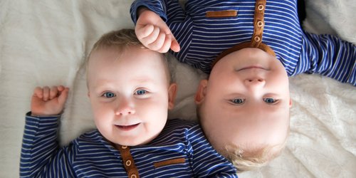 Elterngeld für Zwillinge: Wie viel Zuschlag gibt es bei zwei Kindern?