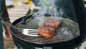 Grillspaß garantiert: Die besten Amazon-Gadgets für perfekte BBQ-Abende