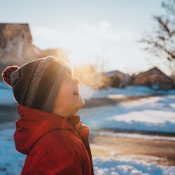 Winterliches Phänomen: Das ist der wahre Grund, warum wir bei Kälte unseren Atem sehen