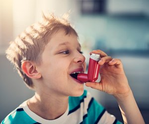 Welche Symptome gibt es bei Asthma und wie verhält man sich richtig?