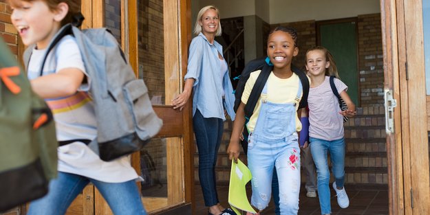 15 schöne Sprüche zum Abschied von der Lehrerin nach der Grundschule