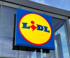 Jetzt bei Lidl: Diese Koffer-Tischstaffelei ist ein Muss für kleine Künstler