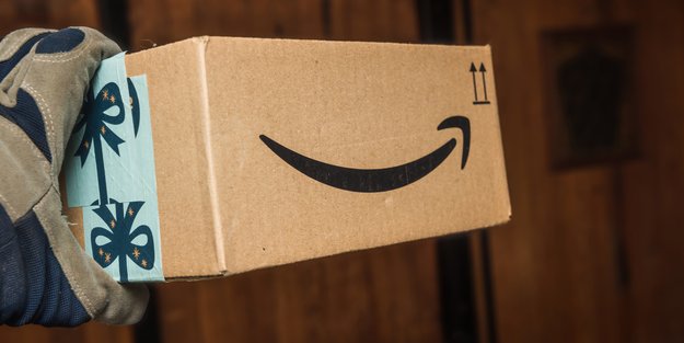 Bei Amazon erhältlich: Diese Bestseller-Schneekugel bringt Weihnachtszauber mit Licht und Musik