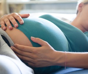 Schlafen in der Schwangerschaft: die besten Tipps gegen Schlafstörungen