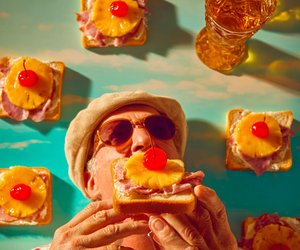 Vom Augenrollen zum Nachkochen: 8 Boomer-Gerichte, die bei Millennials wieder angesagt sind