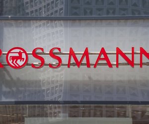 Flur sauber halten: Rossmanns Kinderschuhmatte ist ein Muss bei Schnee und Regen