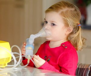 Inhaliergeräte für Kinder: Diese 5 Modelle helfen euren Kids beim Atmen