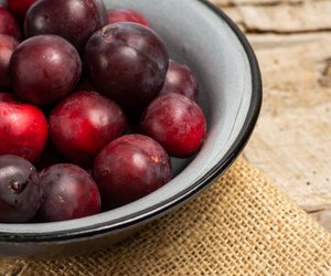 Pflaumen in der Schwangerschaft: So gesund ist das Obst