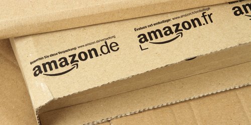 Verleihe deinem Balkon Glanz: Die Efeu-Lichterkette von Amazon sorgt für eine elegante Atmosphäre