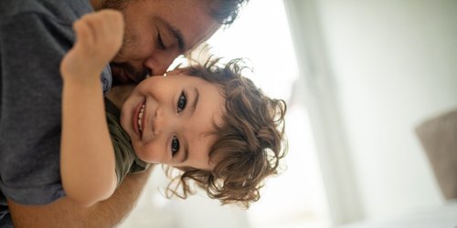 Schluss mit leeren Drohungen: 4 Strategien für Konsequenzen, die Kinder verstehen