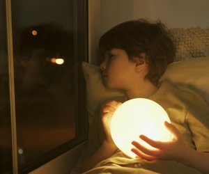 Dieses Pilz-Nachtlicht fürs Kinderzimmer von Amazon ist richtig niedlich