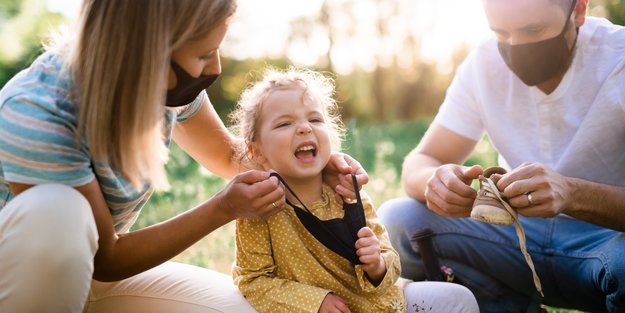 Keine FFP2-Maskenpflicht für Kinder: Wieso auch das zeigt, dass Familien keine Rolle spielen