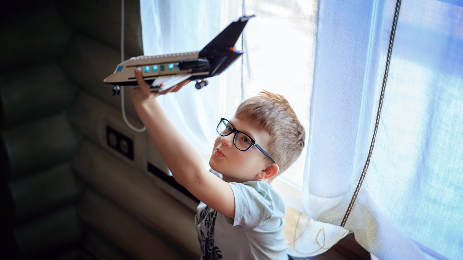 Wie hoch fliegt ein Flugzeug? Für Kinder erklärt