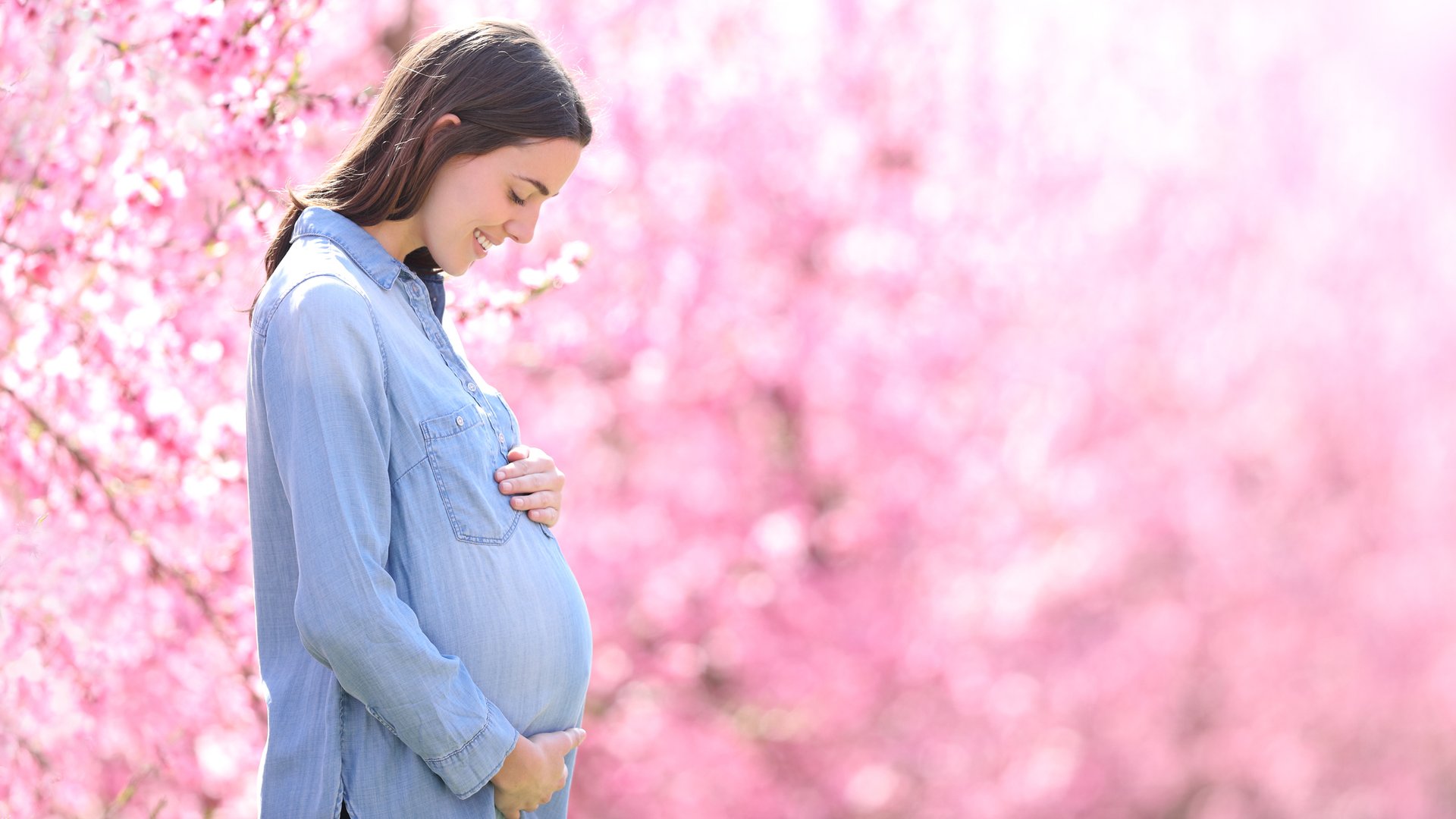 Wann dreht sich das Baby im Bauch? Alle Fakten zur Kindslage