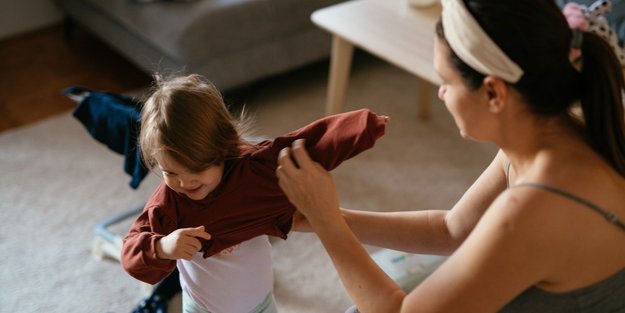 "Wir müssen los!" – 9 Eltern-Hacks, mit denen Kids besser kooperieren