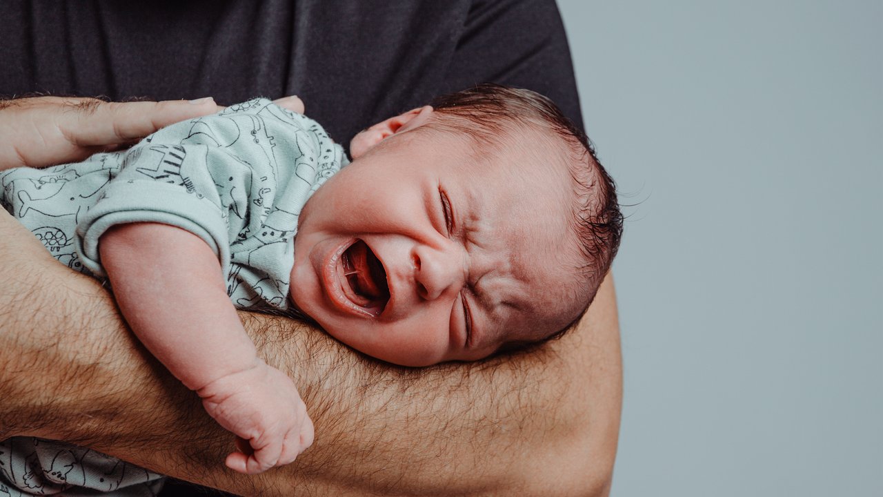 Durchfall & Bauchweh: Baby weint 