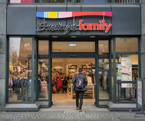 In frühlingshaftem Pink: Hermine fände diese Sweatjacke von Ernsting's family einfach magisch