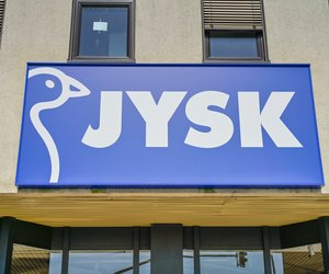 Wohntrend bei Jysk: Dieses Dekotablett zaubert Ordnung mit Stil