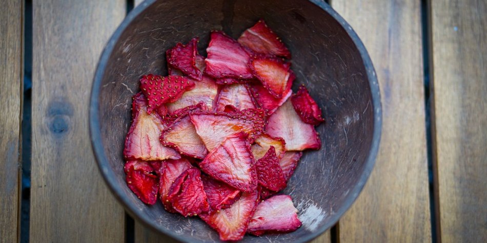 Lisas Low-Carb-Erdbeerchips: Der beste Erdbeersnack des Sommers