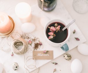 Hibiskustee beim Stillen: Ist der Verzehr bedenklich?